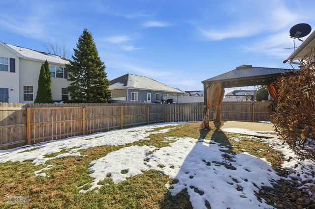 4022 Shoeger Court, Yorkville, IL 60560