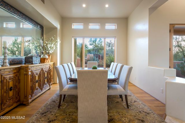 5350 N Corte Puesta Del Sol, Tucson, AZ 85718