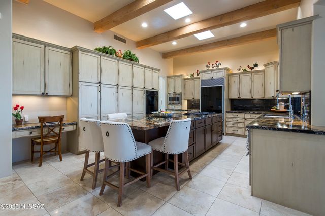 5350 N Corte Puesta Del Sol, Tucson, AZ 85718