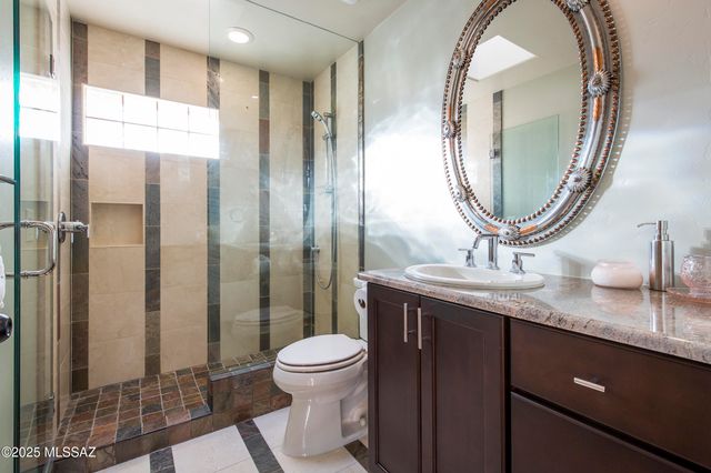 5350 N Corte Puesta Del Sol, Tucson, AZ 85718