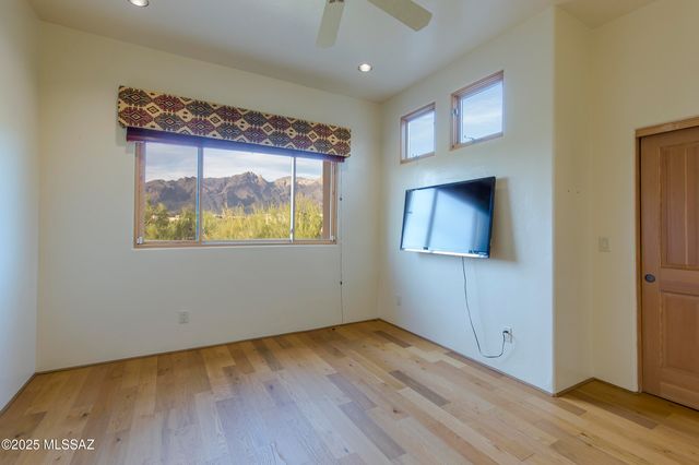 5350 N Corte Puesta Del Sol, Tucson, AZ 85718