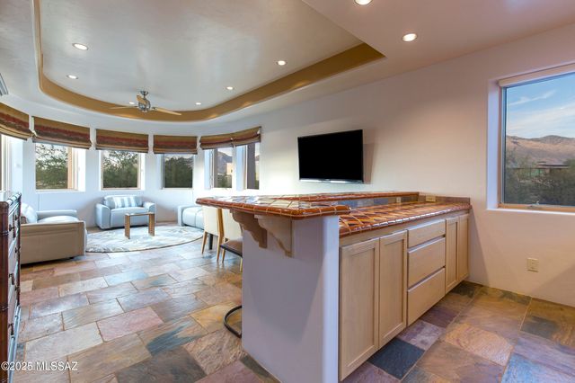 5350 N Corte Puesta Del Sol, Tucson, AZ 85718