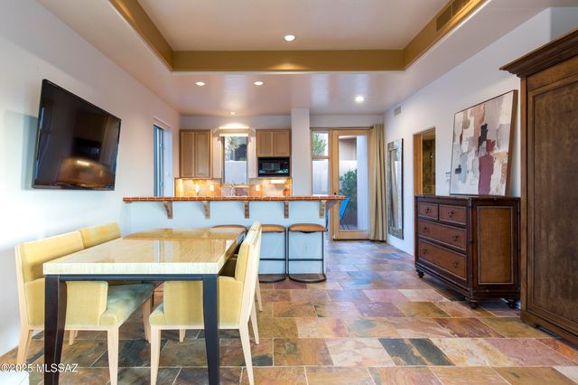 5350 N Corte Puesta Del Sol, Tucson, AZ 85718