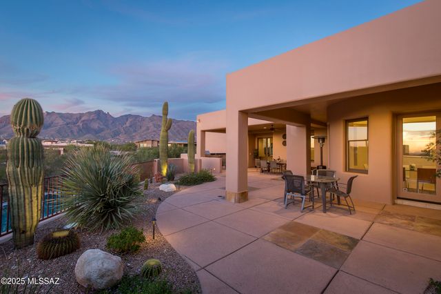 5350 N Corte Puesta Del Sol, Tucson, AZ 85718