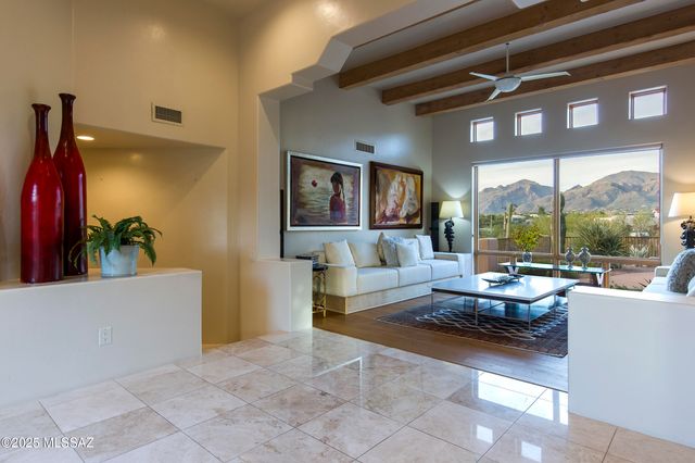 5350 N Corte Puesta Del Sol, Tucson, AZ 85718