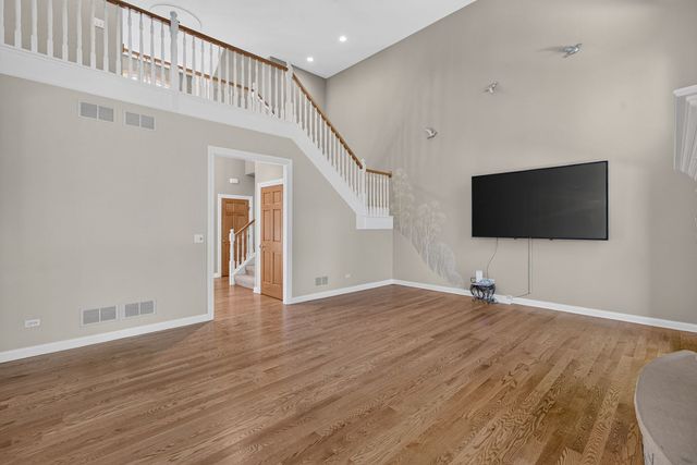 1082 Timber Edge Drive, Morris, IL 60450
