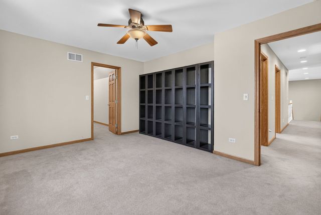 1082 Timber Edge Drive, Morris, IL 60450