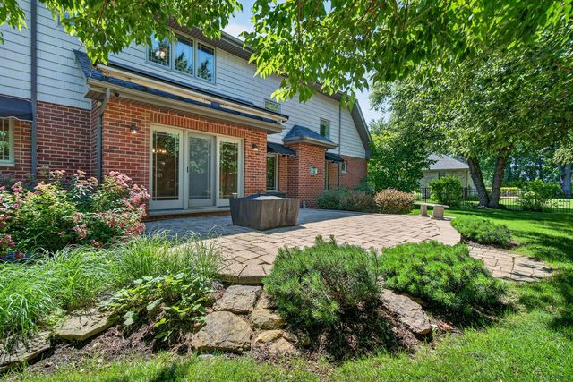 1082 Timber Edge Drive, Morris, IL 60450