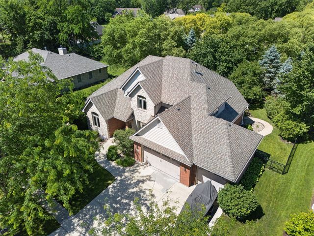 1082 Timber Edge Drive, Morris, IL 60450