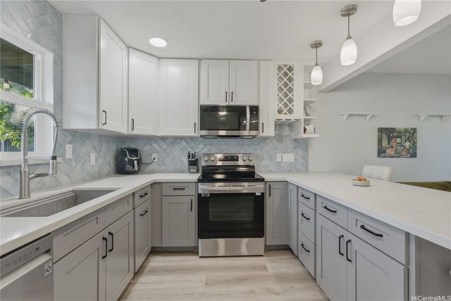 84-929 Hana Street A, Waianae, HI 96792