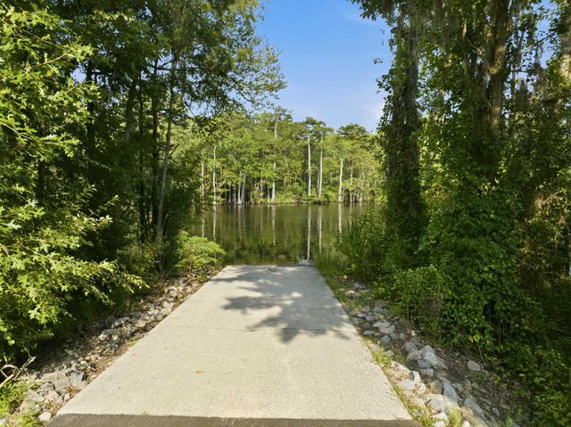 136 Pottery Landing Dr., Conway, SC 29527