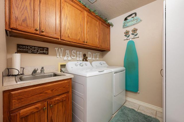 117 S Sentry PT, Hutto, TX 78634