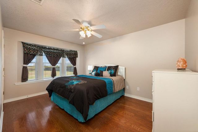 117 S Sentry PT, Hutto, TX 78634