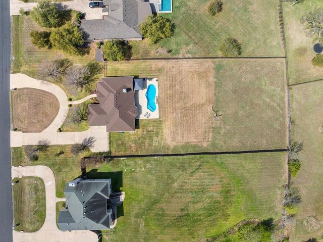117 S Sentry PT, Hutto, TX 78634