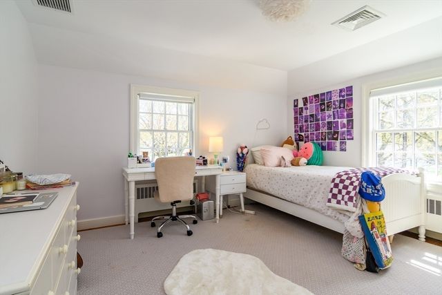 31 Shirley Road, Wellesley, MA 02482
