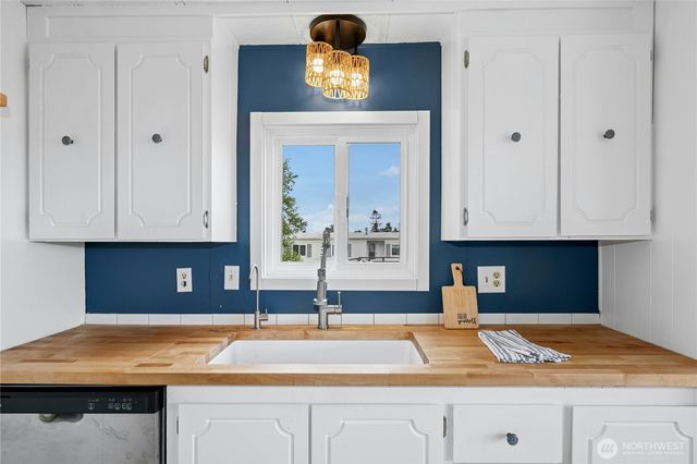 760 El Toro Street, Coupeville, WA 98239