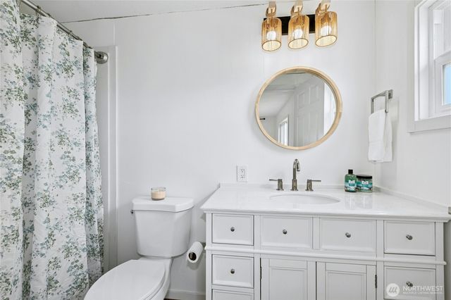 760 El Toro Street, Coupeville, WA 98239