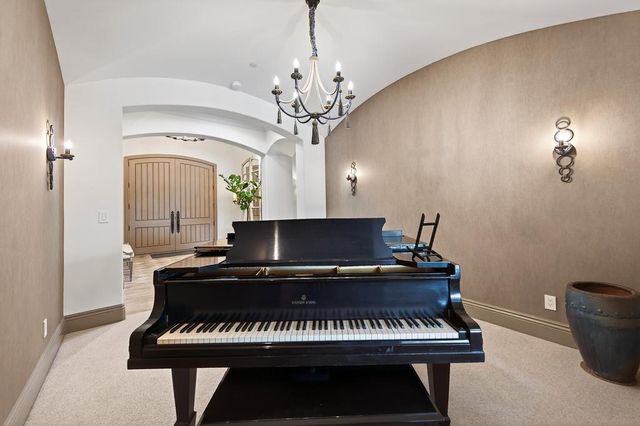 8617 Sleepy Hollow, Elk Grove, CA 95624