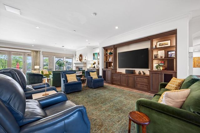 8617 Sleepy Hollow, Elk Grove, CA 95624