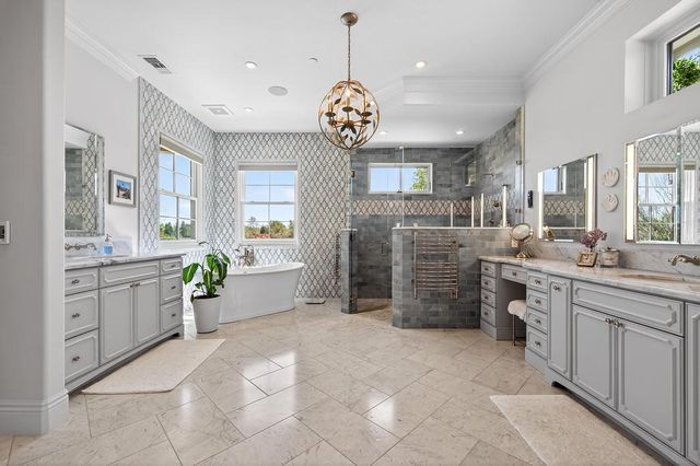 8617 Sleepy Hollow, Elk Grove, CA 95624