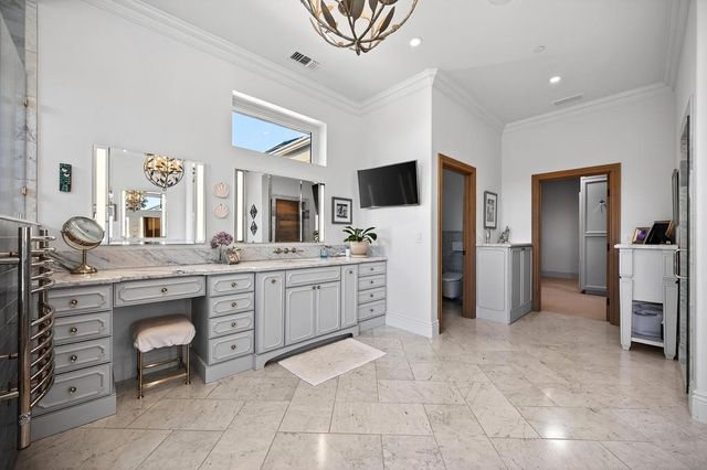 8617 Sleepy Hollow, Elk Grove, CA 95624