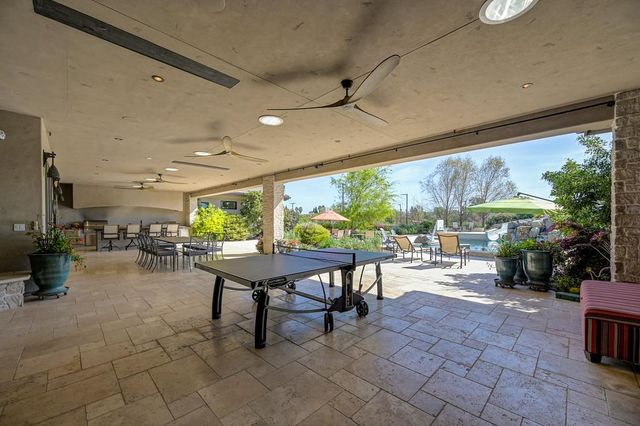 8617 Sleepy Hollow, Elk Grove, CA 95624