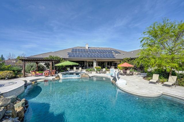 8617 Sleepy Hollow, Elk Grove, CA 95624