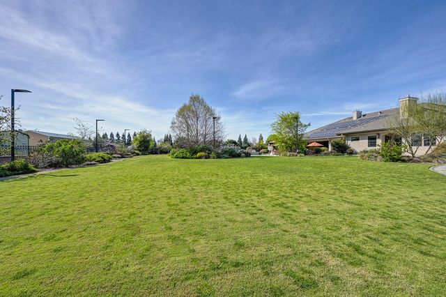 8617 Sleepy Hollow, Elk Grove, CA 95624