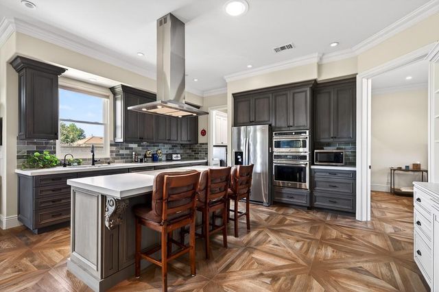 8617 Sleepy Hollow, Elk Grove, CA 95624