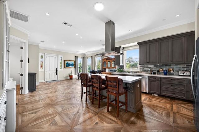 8617 Sleepy Hollow, Elk Grove, CA 95624