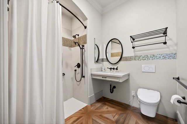 8617 Sleepy Hollow, Elk Grove, CA 95624