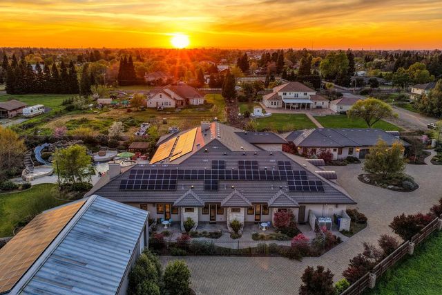 8617 Sleepy Hollow, Elk Grove, CA 95624