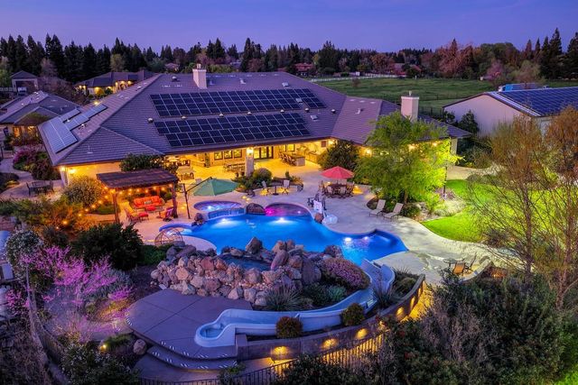 8617 Sleepy Hollow, Elk Grove, CA 95624