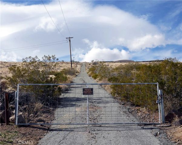 56365 Terra Vista, Yucca Valley, CA 92284
