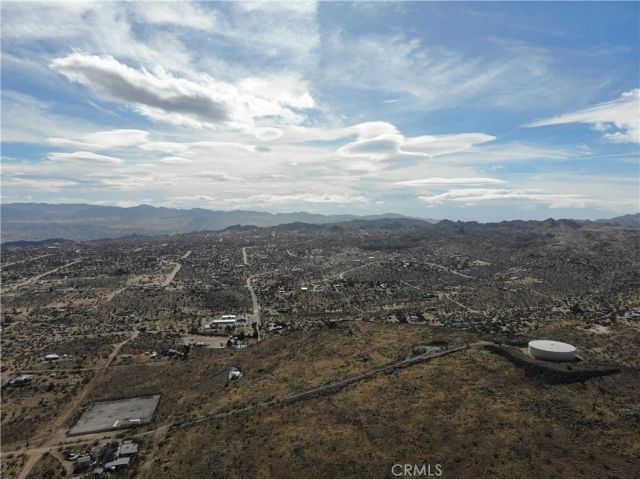 56365 Terra Vista, Yucca Valley, CA 92284