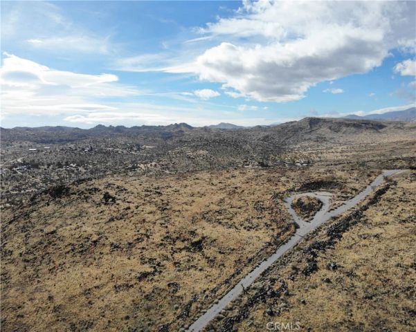 56365 Terra Vista, Yucca Valley, CA 92284