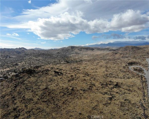 56365 Terra Vista, Yucca Valley, CA 92284