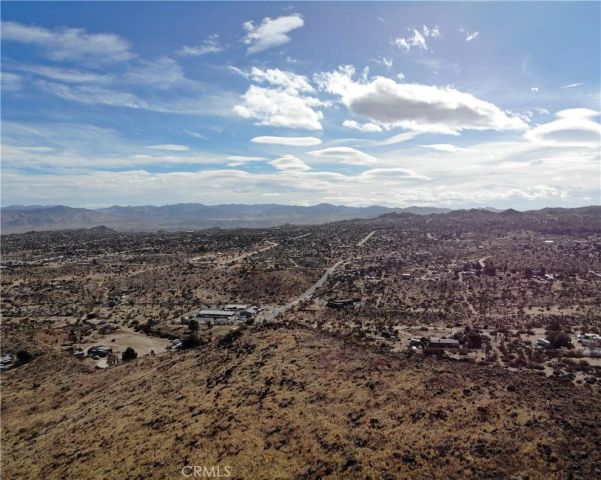 56365 Terra Vista, Yucca Valley, CA 92284
