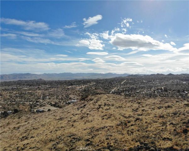 56365 Terra Vista, Yucca Valley, CA 92284