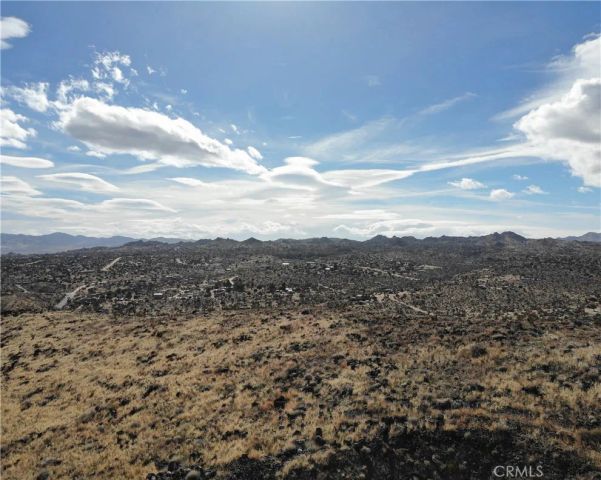 56365 Terra Vista, Yucca Valley, CA 92284