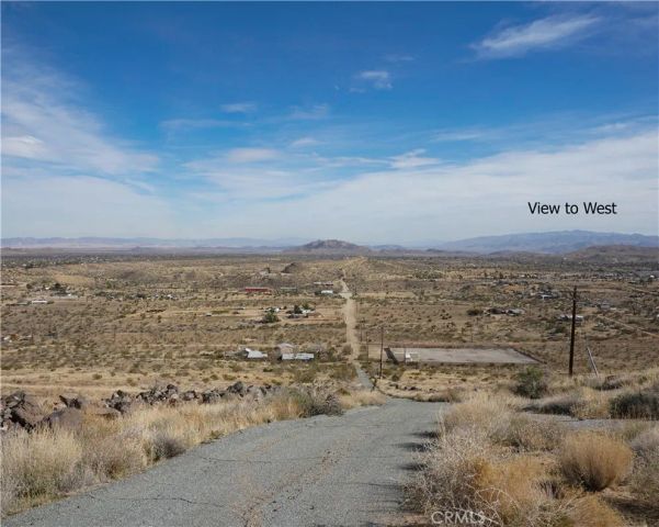 56365 Terra Vista, Yucca Valley, CA 92284