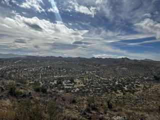 56365 Terra Vista, Yucca Valley, CA 92284