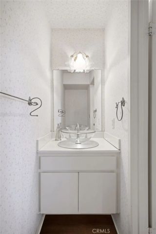 9436 Via Salerno, Sun Valley, CA 91504