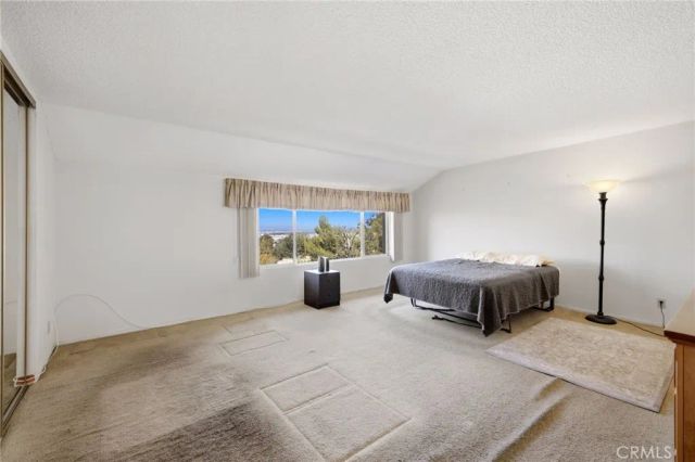 9436 Via Salerno, Sun Valley, CA 91504