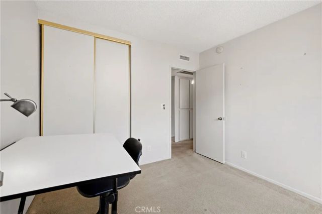 9436 Via Salerno, Sun Valley, CA 91504