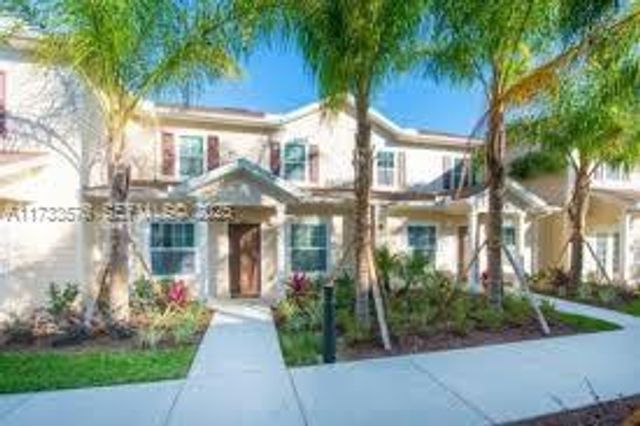 8981 Shine Drive 8981, Kissimmee, FL 34747
