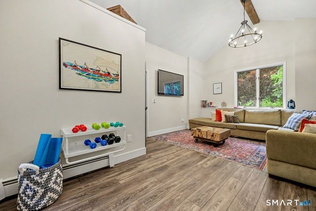 20 McNulty Drive, New Milford, CT 06776