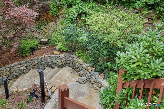 20 McNulty Drive, New Milford, CT 06776