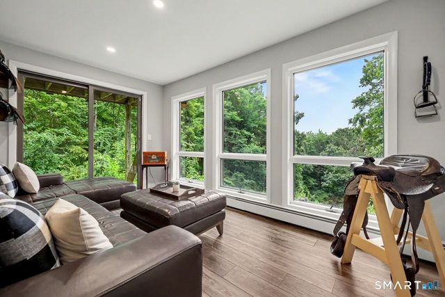 20 McNulty Drive, New Milford, CT 06776