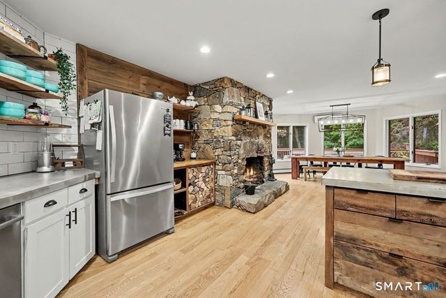 20 McNulty Drive, New Milford, CT 06776